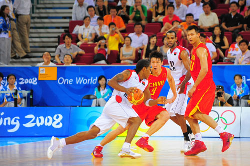 曼联拉什福德末段绝杀狼队（拉什福德压哨绝杀助曼联力克狼队）