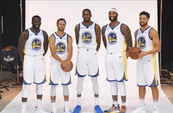 意媒：那不勒斯、米兰、曼城、巴萨关注乌迪内斯中场阿蒂尔（意媒：巴萨、曼城、米兰和那不勒斯均有意引进乌迪内斯中场阿蒂尔）