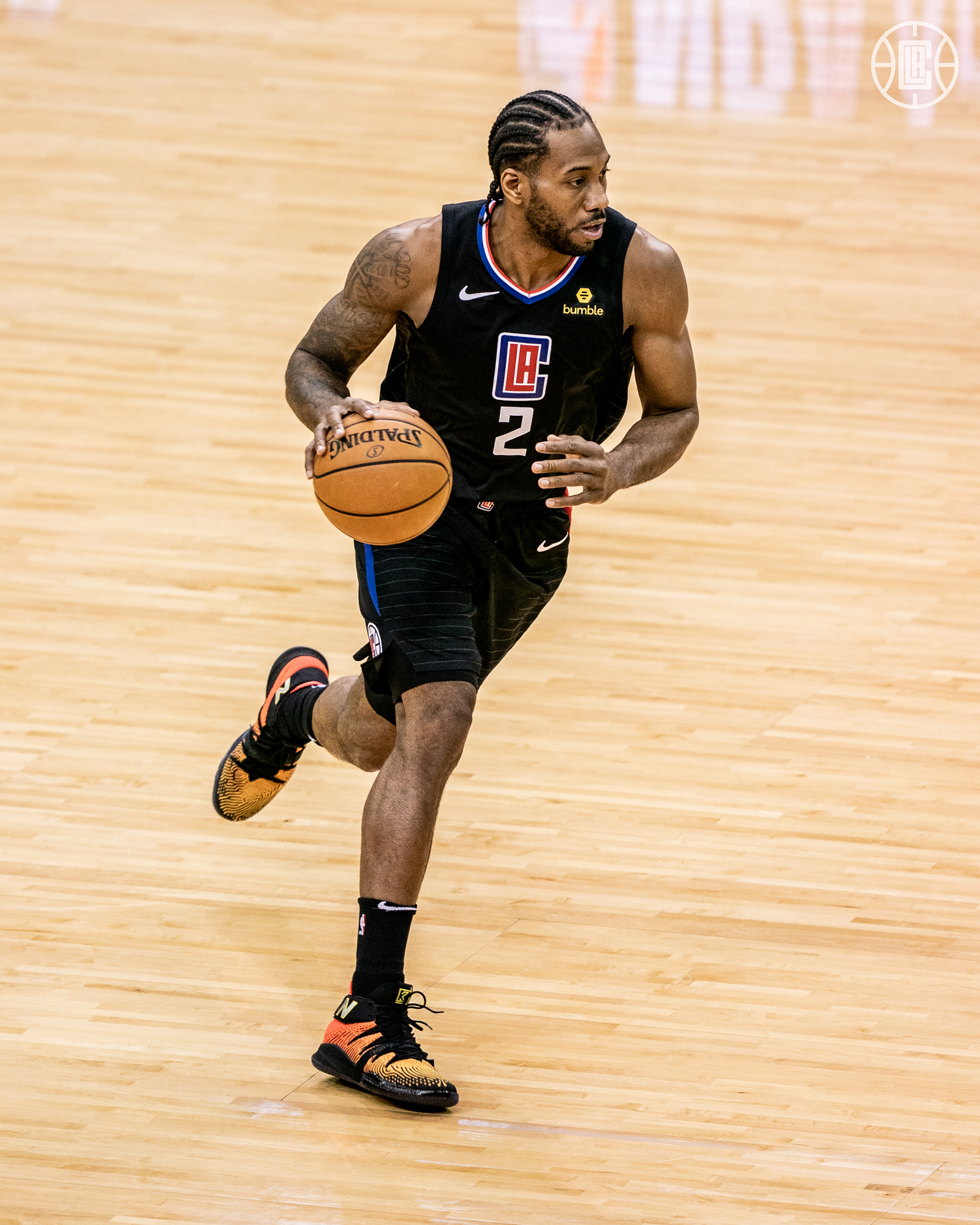 记者：泰山以次顶薪续约瓦科，有海滨城市球队报价但球员无意（记者：瓦科以次顶薪续留泰山，拒绝海滨城市球队报价）