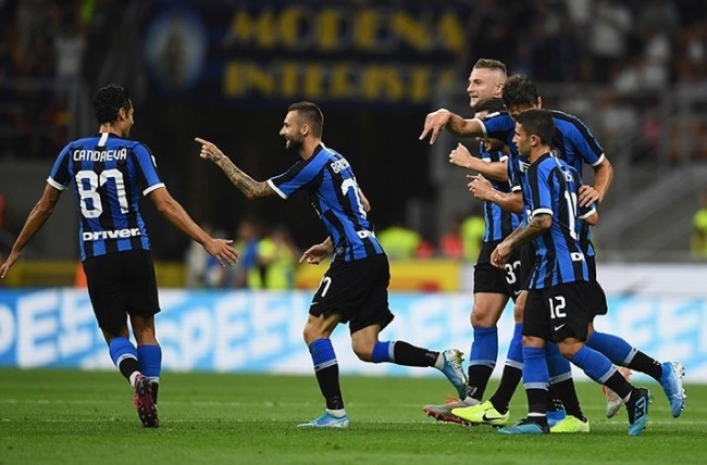 广东93-106山西 球员评价：2人满分，2人及格，4人低迷（广东93-106不敌山西：球员评分出炉，2人满分、2人及格、4人低迷）