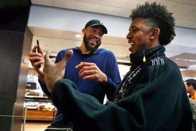 范德芬：教练赛季初希望我能进五个球；我和罗梅罗是兄弟（范德芬：赛季初教练给我定了5球目标；我与罗梅罗情同手足）