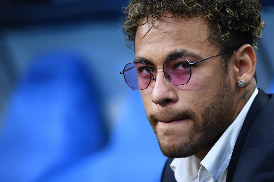 球迷协会公开反对赛制改动，呼声高涨（球迷协会发声抵制赛制调整，反对声浪高涨）