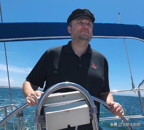 阿斯：克里斯滕森预计伤缺4-5个月，可能提前告别本赛季（阿斯报：克里斯滕森预计伤停4至5个月，或提前结束本赛季）