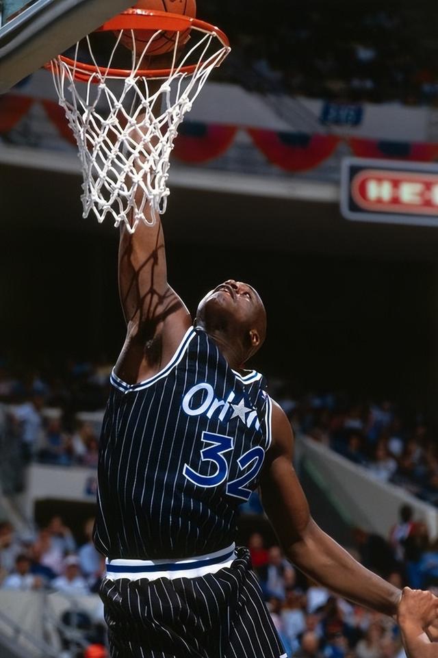 世界杯诡事录之抽签篇：重温国足被抽出的那一刻（世界杯怪谈·抽签记：再现国足被抽中的瞬间）